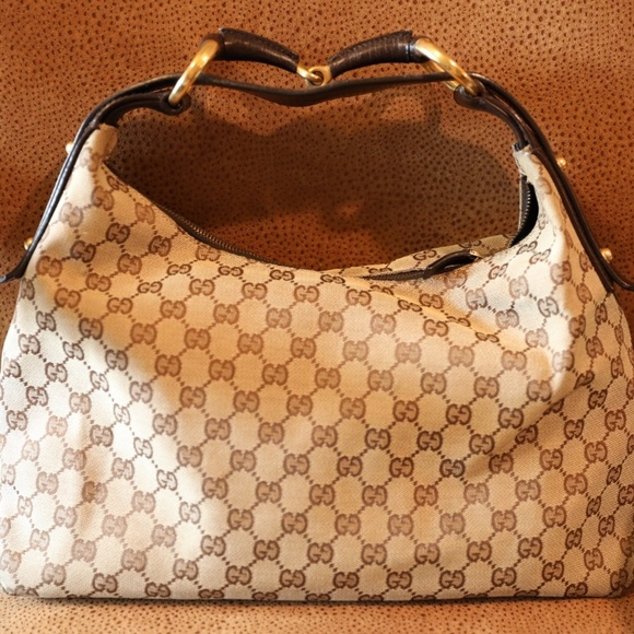 Purse - Picture 1 of 5
